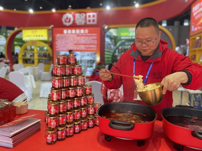 会麻辣产业迈向高品质发展阶段麻将胡了试玩网站免费直击糖酒(图5)