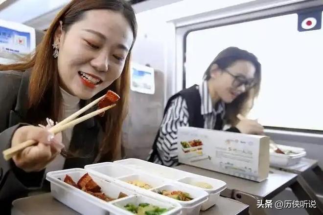 制菜正在加速突围未来将成为餐饮新趋势!PG麻将胡了模拟器外卖时代或将终结?预(图5) 制菜正在加速突围未来将成为餐饮新趋势!PG麻将胡了模拟器外卖时代或将终结?预(图5)